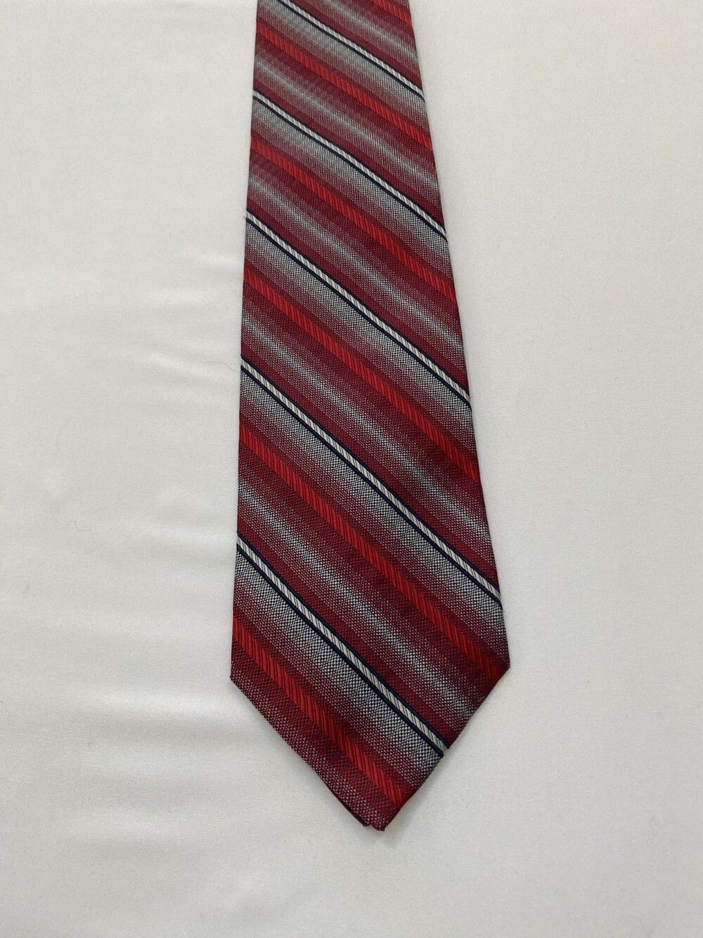 Jos. A. Bank Tie Silk Italy Red Silver Gray Striped Diagonal Mens Necktie
